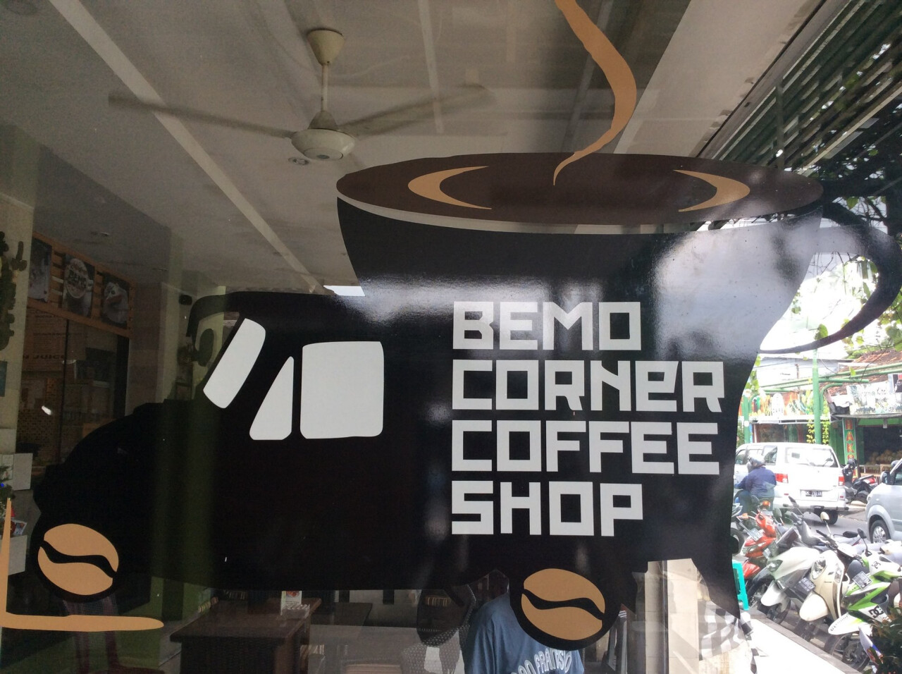 Bemo Corner coffee shop