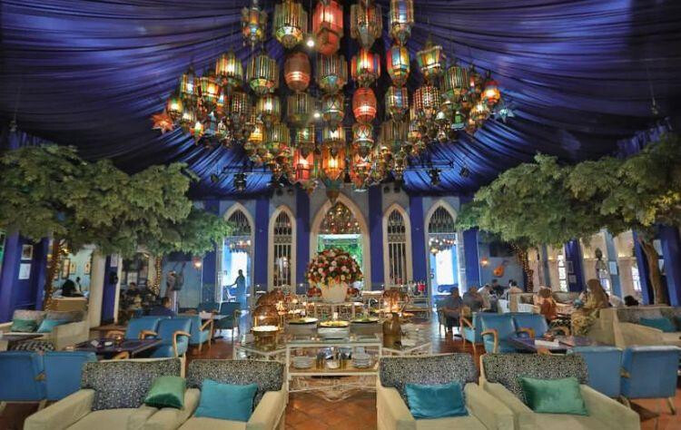 Shisha Cafe مطعم عربي/ شيشة