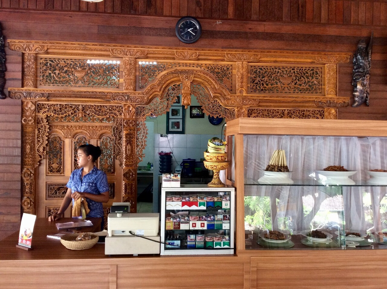 Nasi Ayam Kedewatan Ibu Mangku