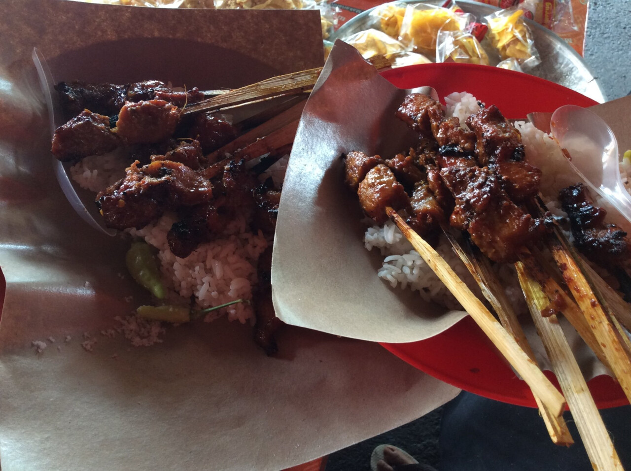 Sate Babi Bawah Pohon