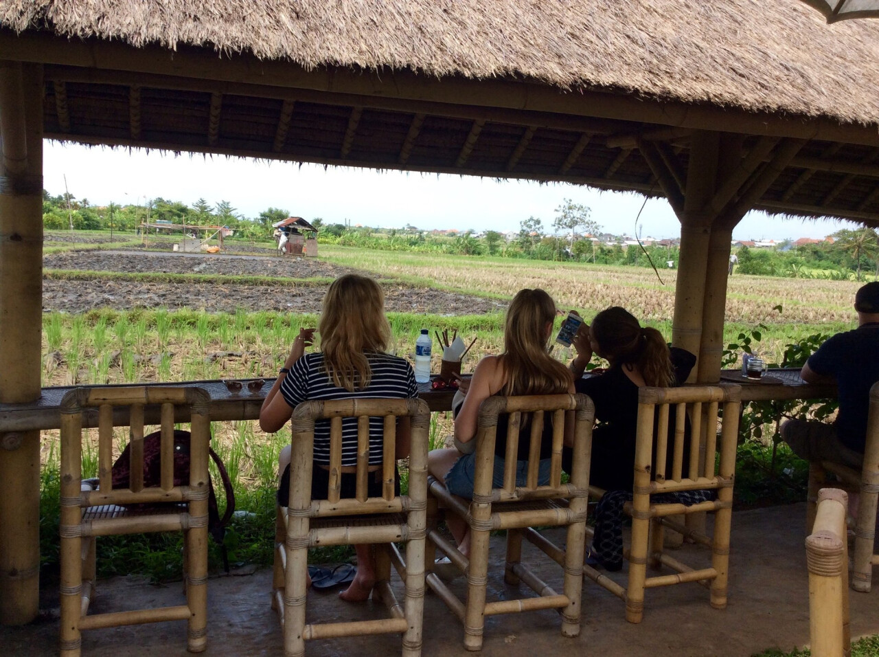 Xich Lo. Warung Vietnam
