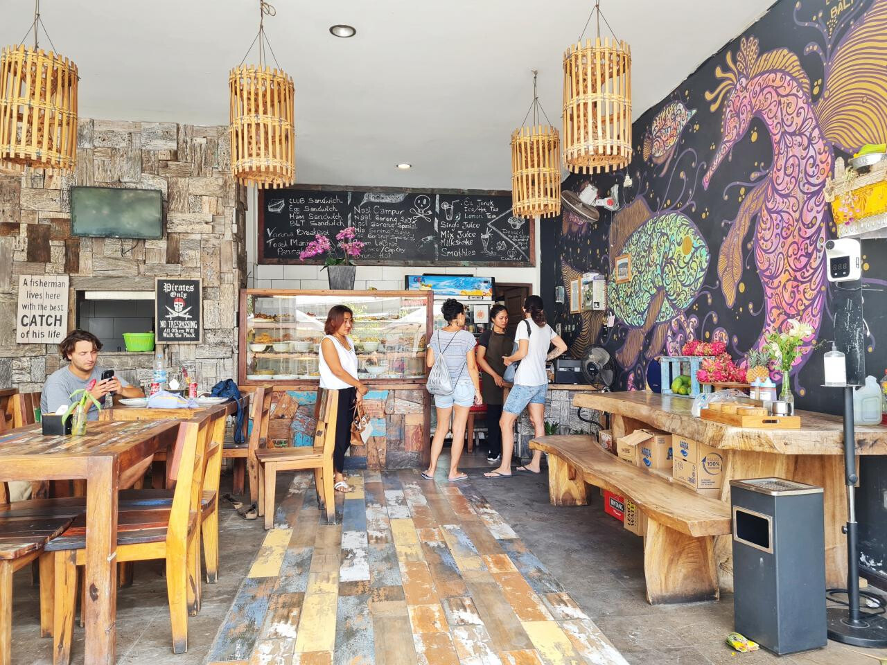 Warung Varuna