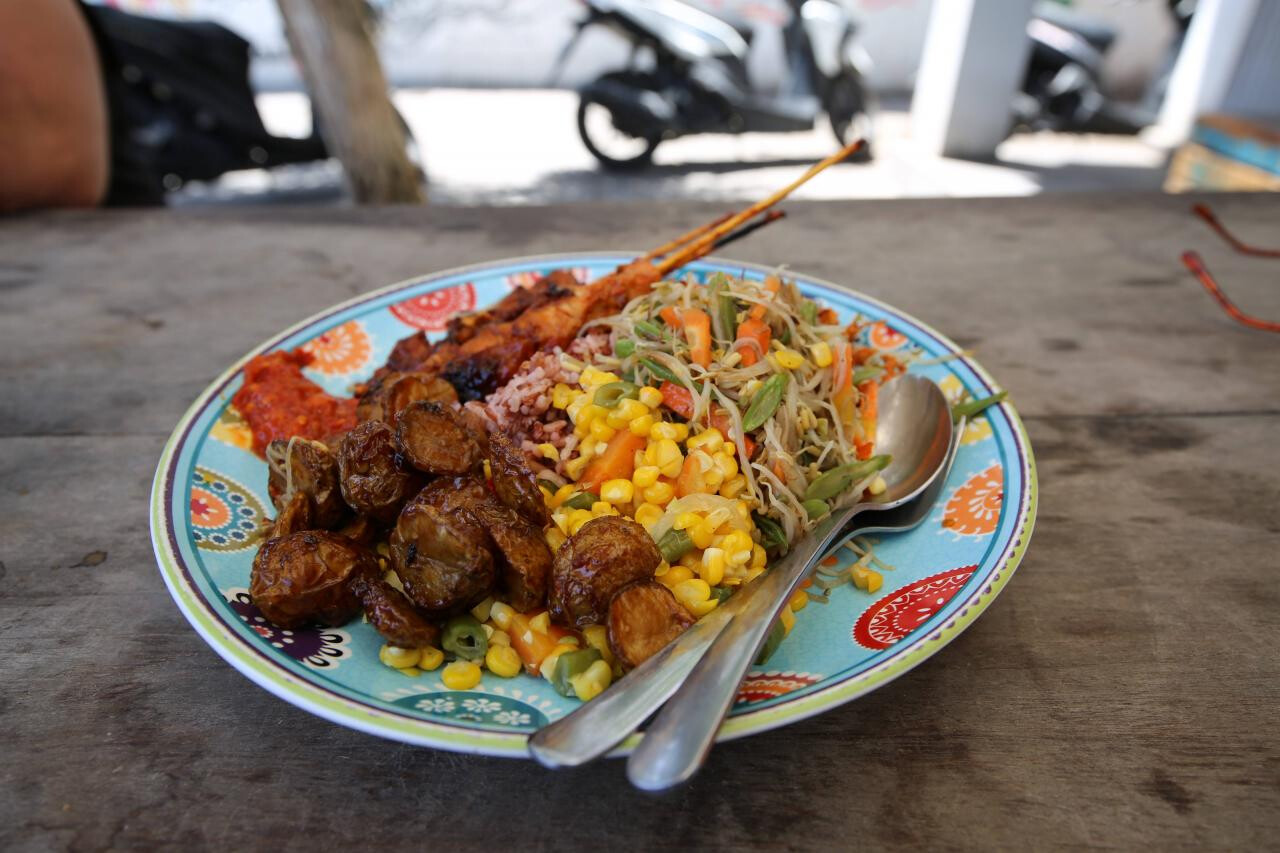 Warung Varuna