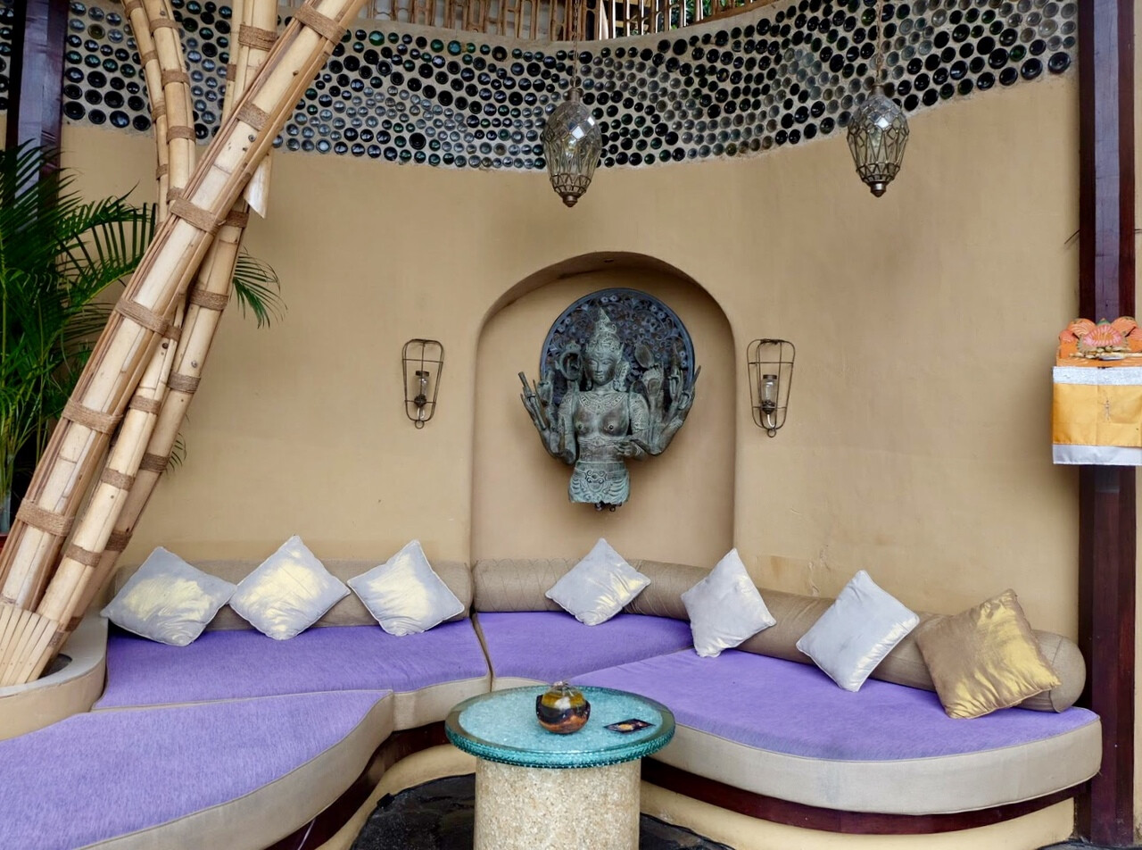 Akasha Restaurant & Juice Bar