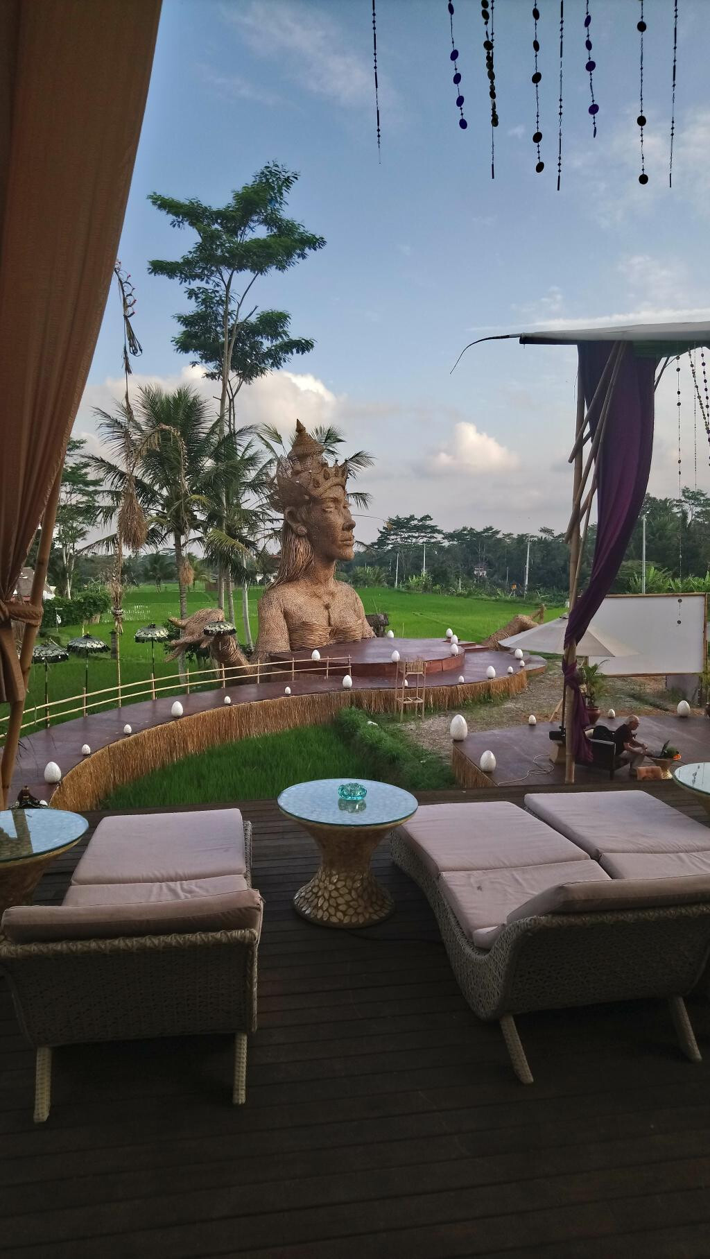 Akasha Restaurant & Juice Bar