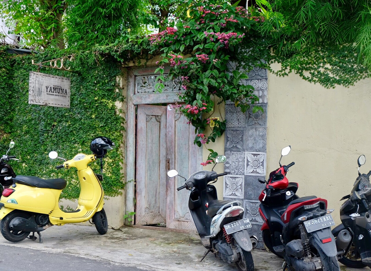 Yamuna Pastry and Bakery