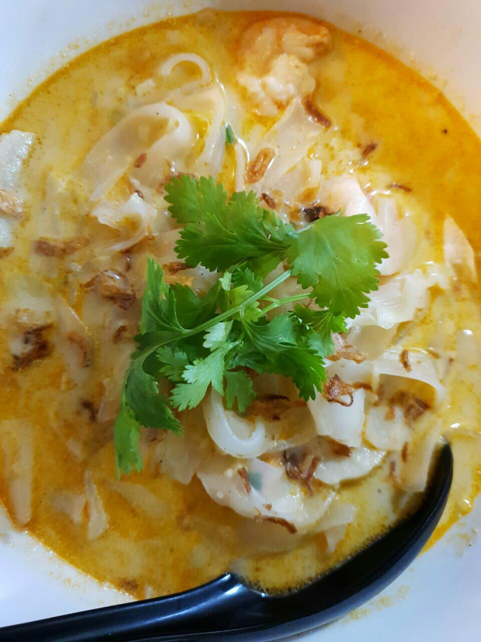 OMIKU (Hongalia) Mie