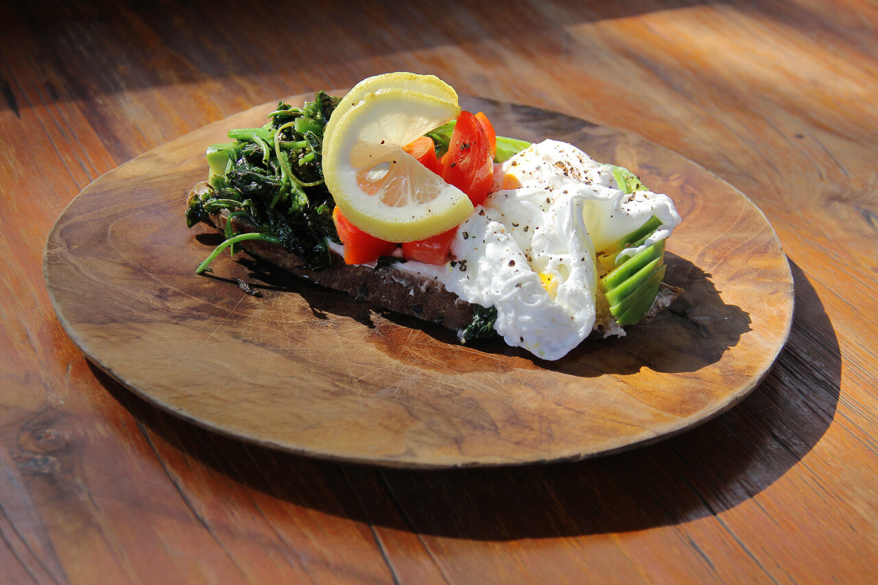 Kayu Cafe