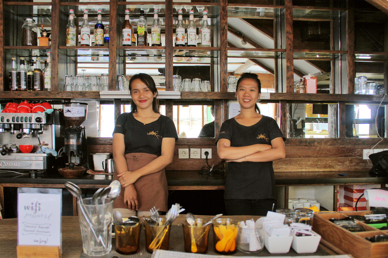 Kayu Cafe