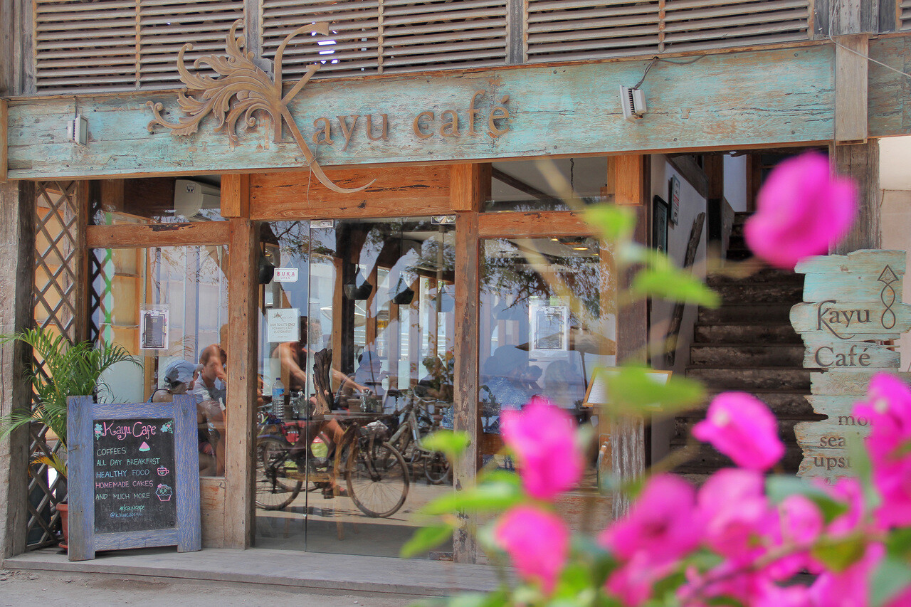 Kayu Cafe