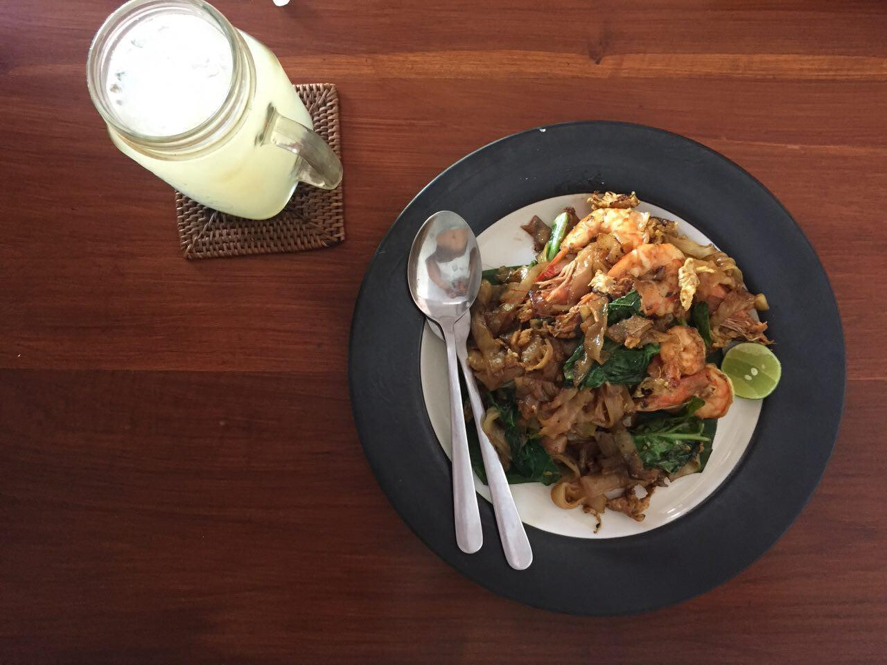 Bird's nest thai kitchen