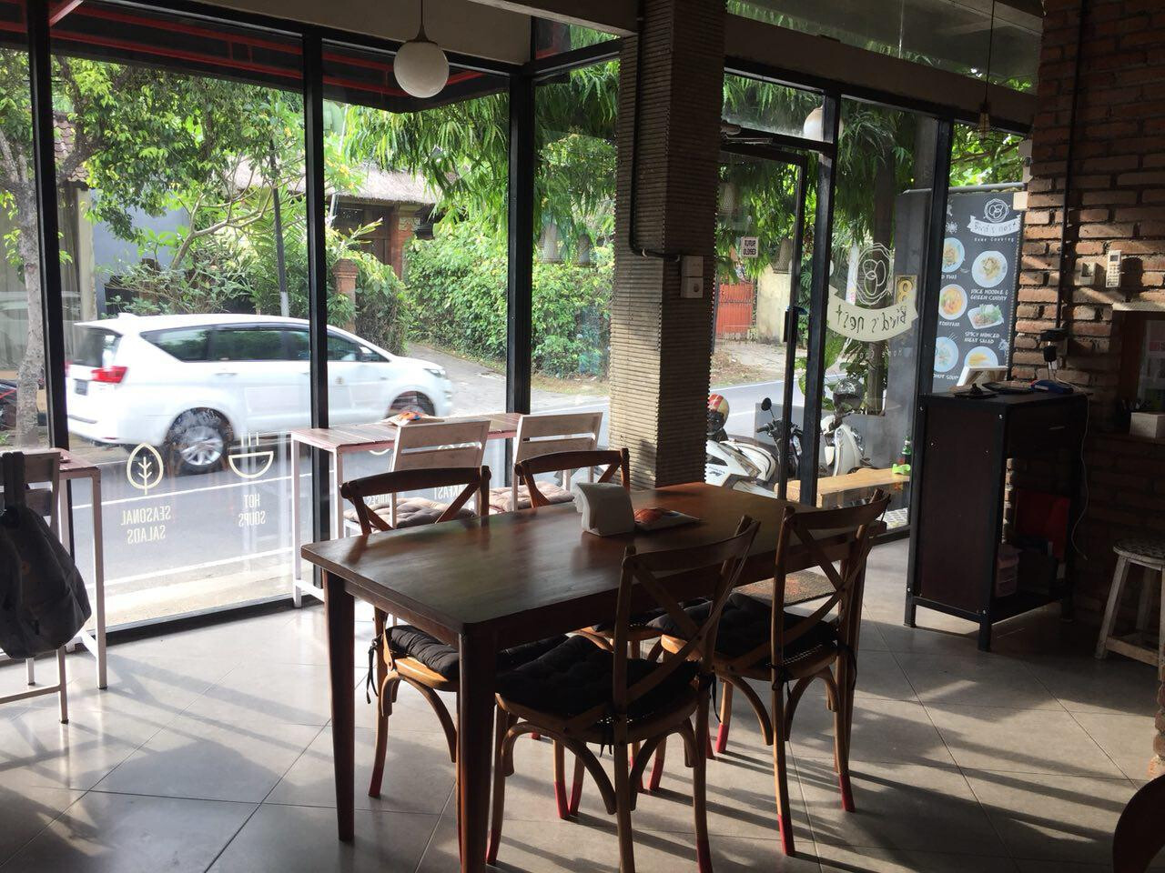 Bird's nest thai kitchen