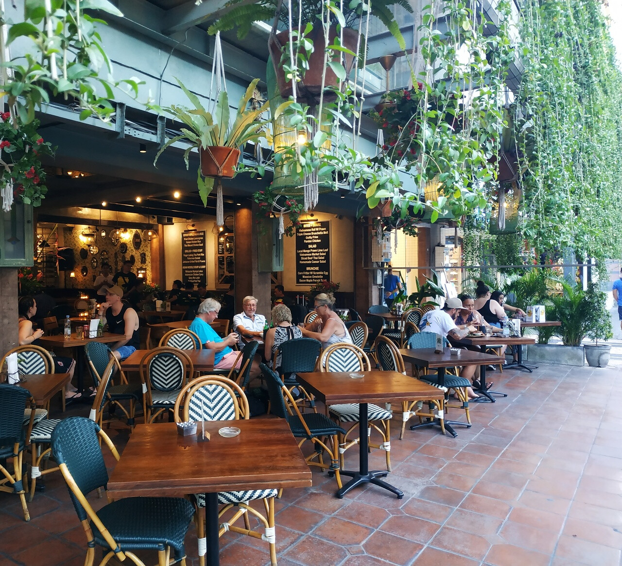 Dulang cafe