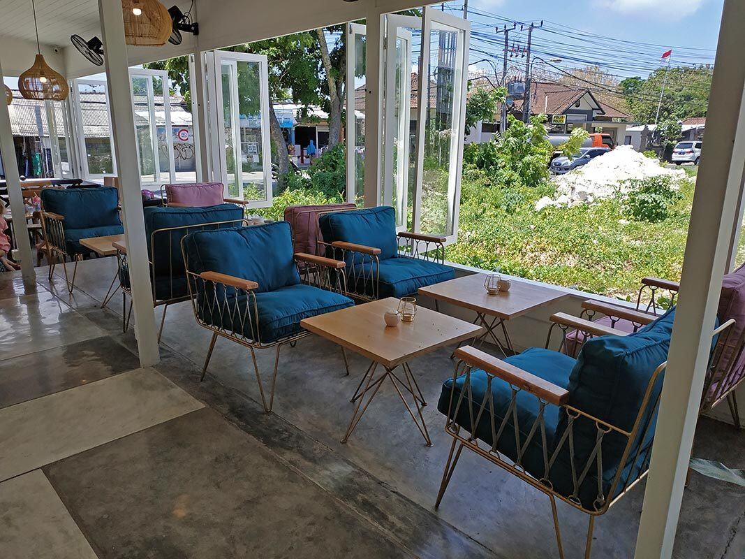 NOURISH CAFE WHOLEFOODS PIZZERIA & BAKERY - UNGASAN