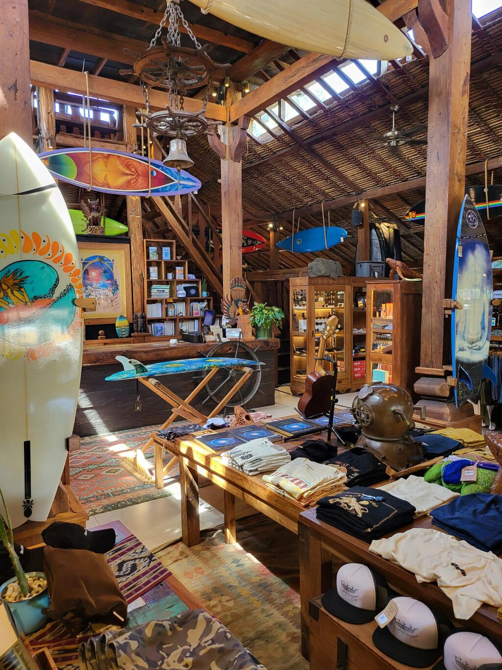Drifter Surf Shop Cafe & Gallery