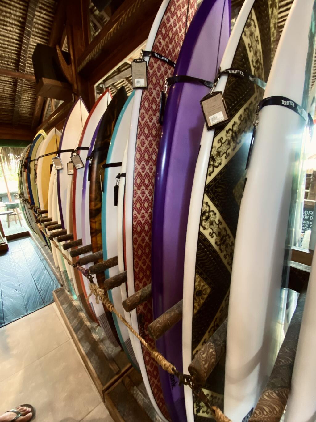Drifter Surf Shop Cafe & Gallery