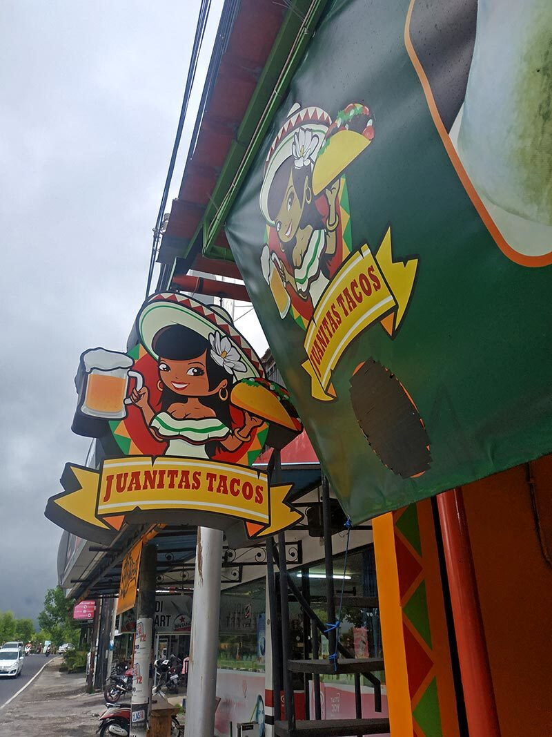 Juanitas Taco's