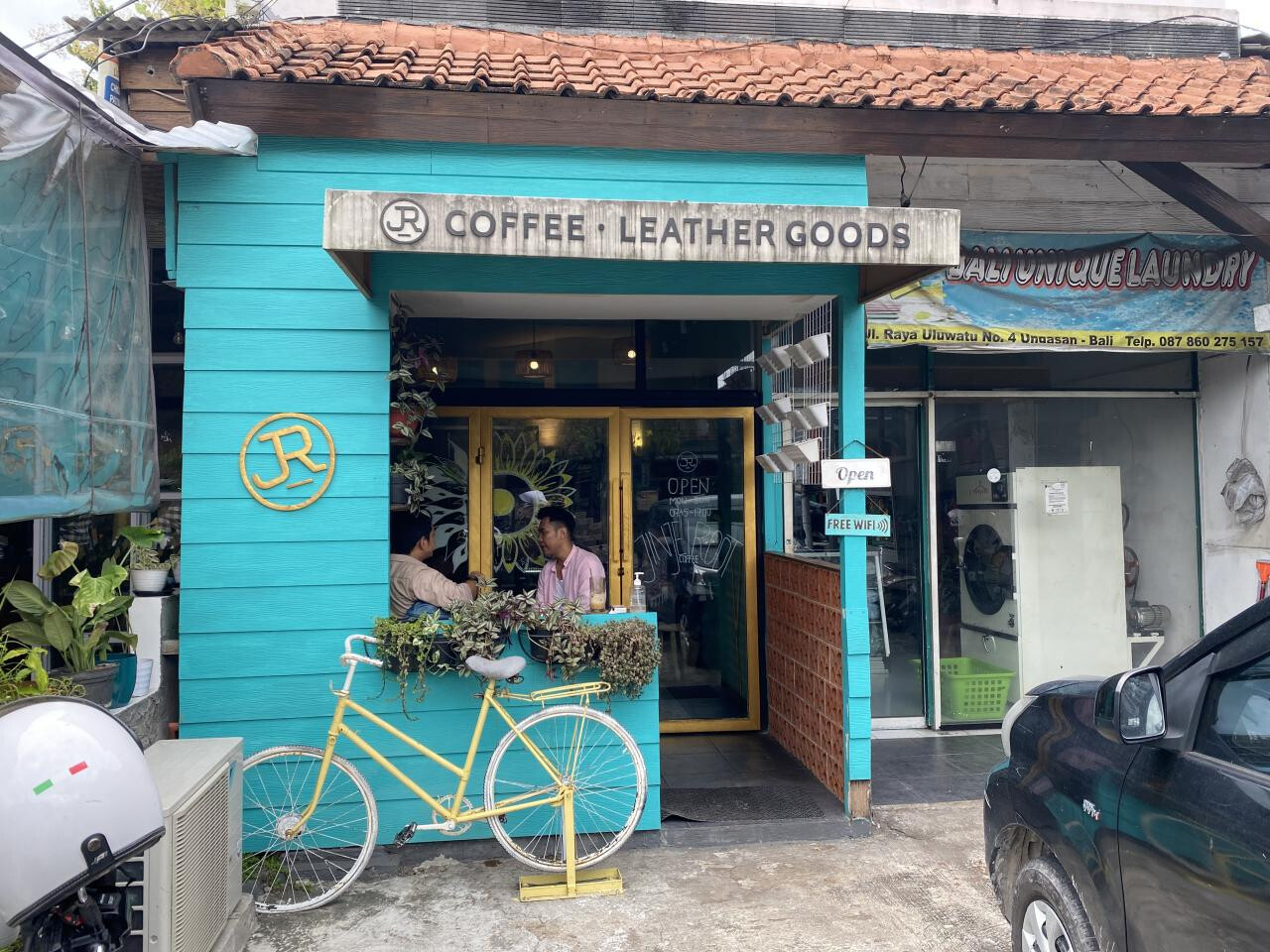 Jinje Root Coffee & Leather Goods
