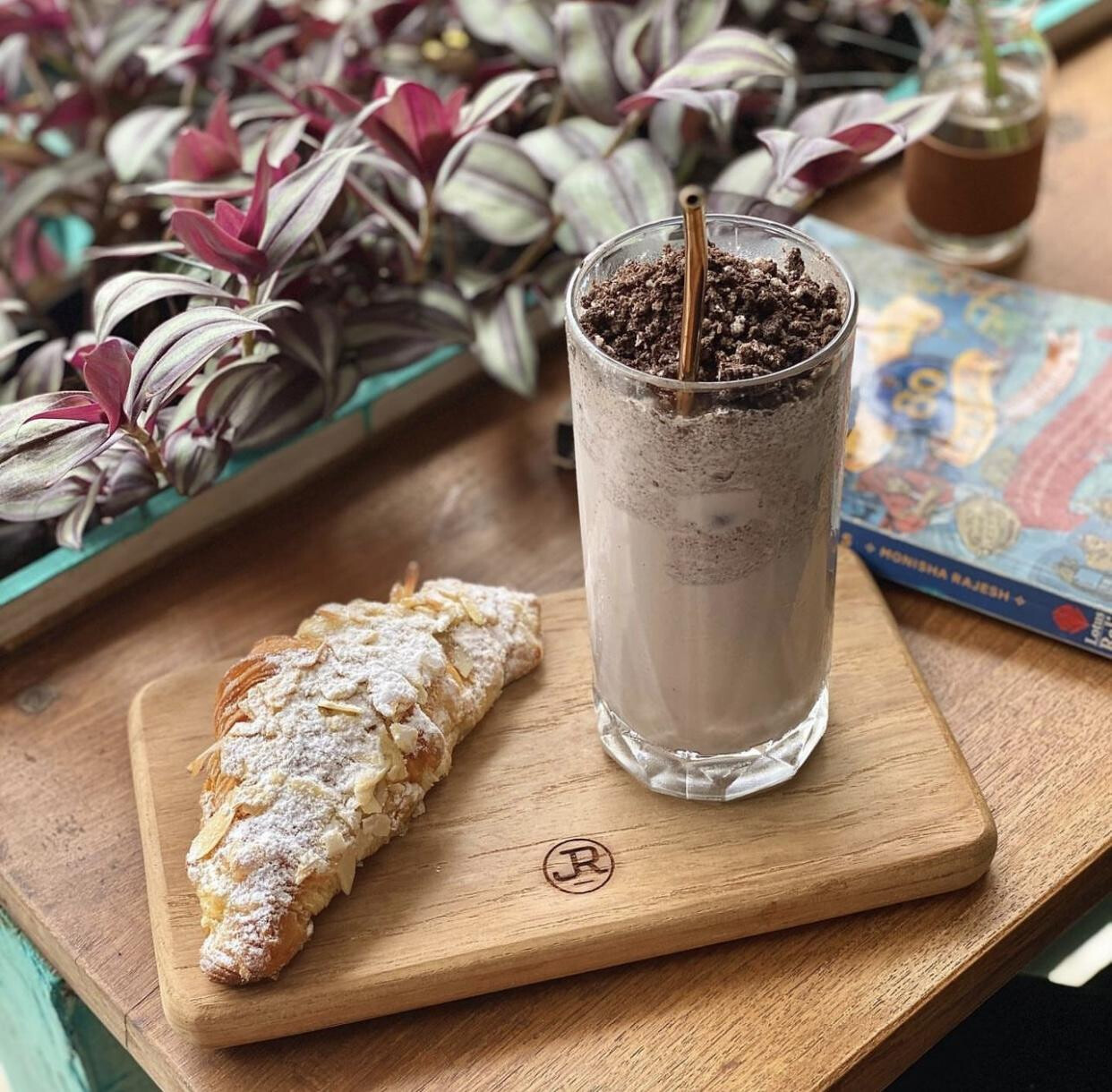 Jinje Root Coffee & Leather Goods