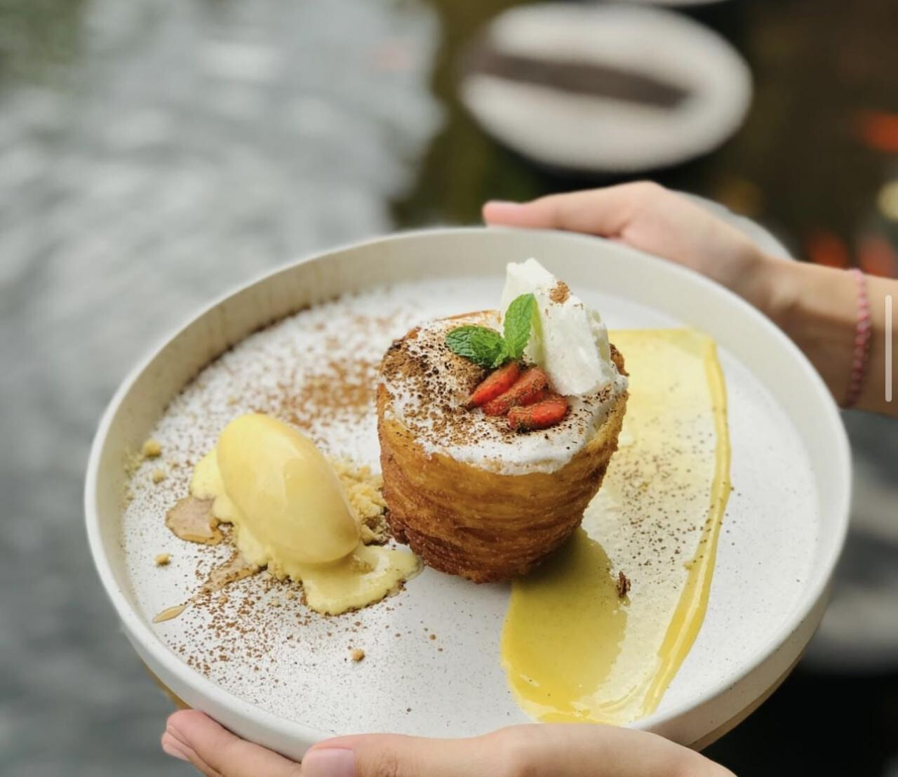 Mango Cafe