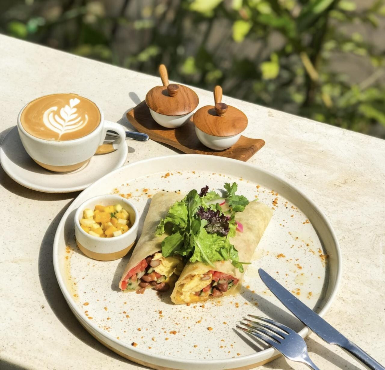 Mango Cafe