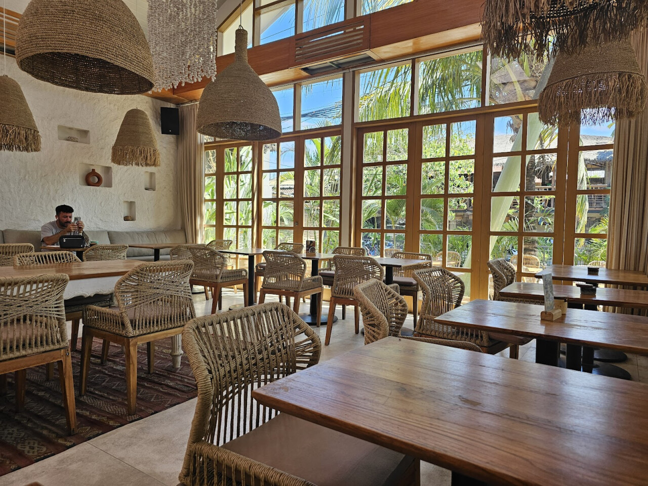 Kenza Cafe & Restaurant Kuta Lombok