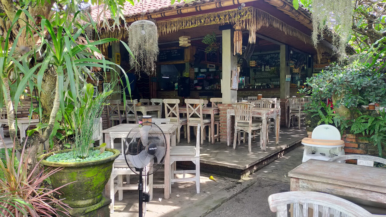 Warung Old Brick