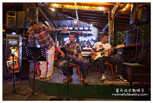 Happy Cafe