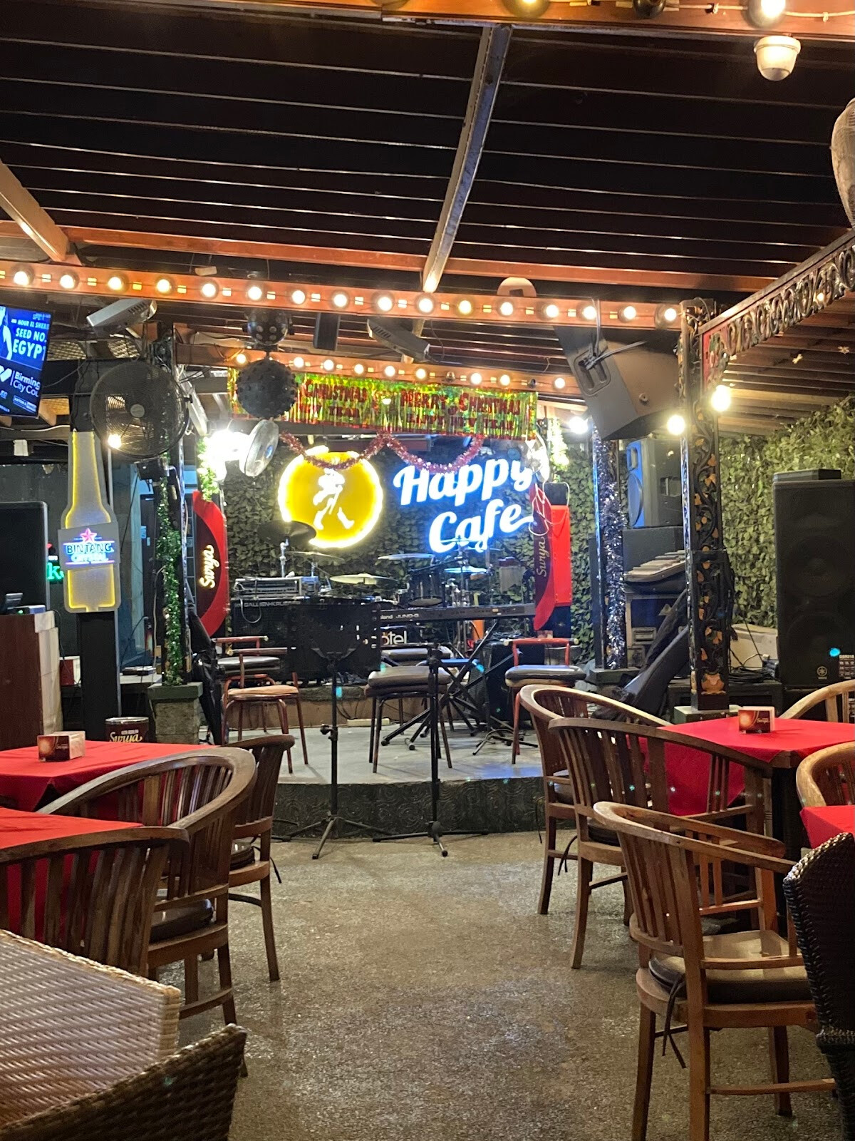 Happy Cafe