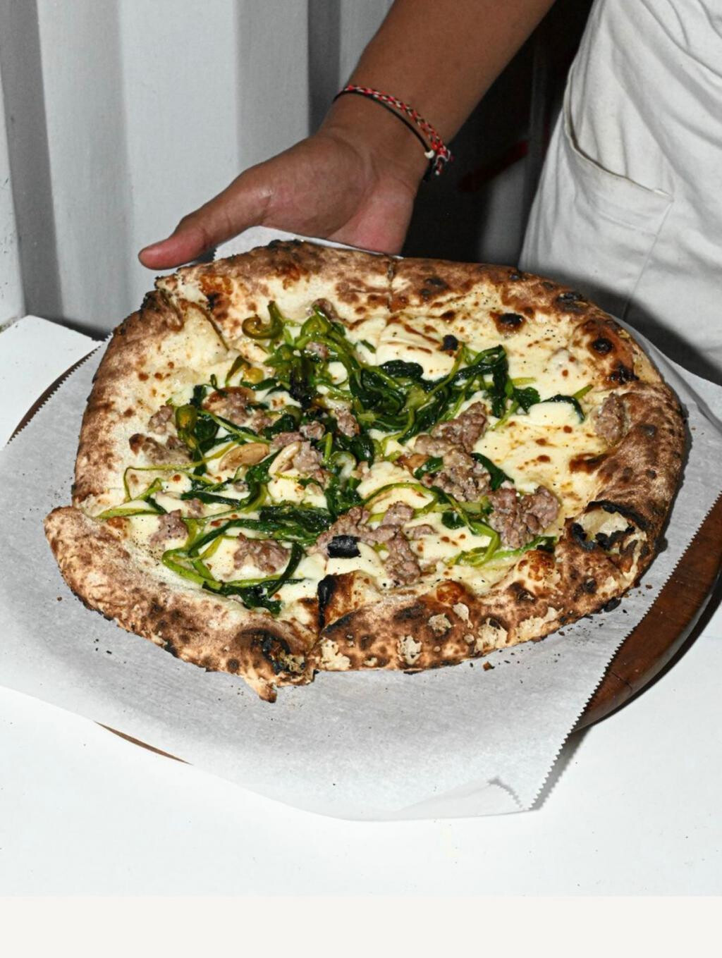 Luigi's Hot Pizza