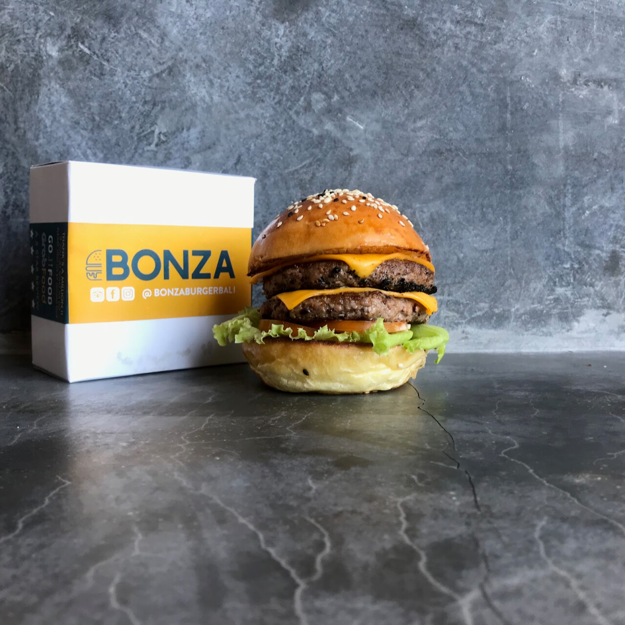 BONZA BURGER KUTA