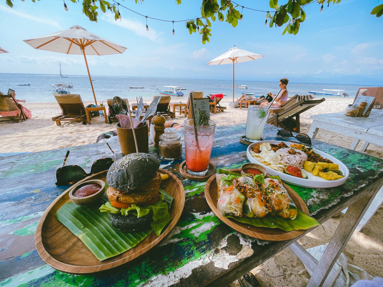 Ombak Cafe & Huts
