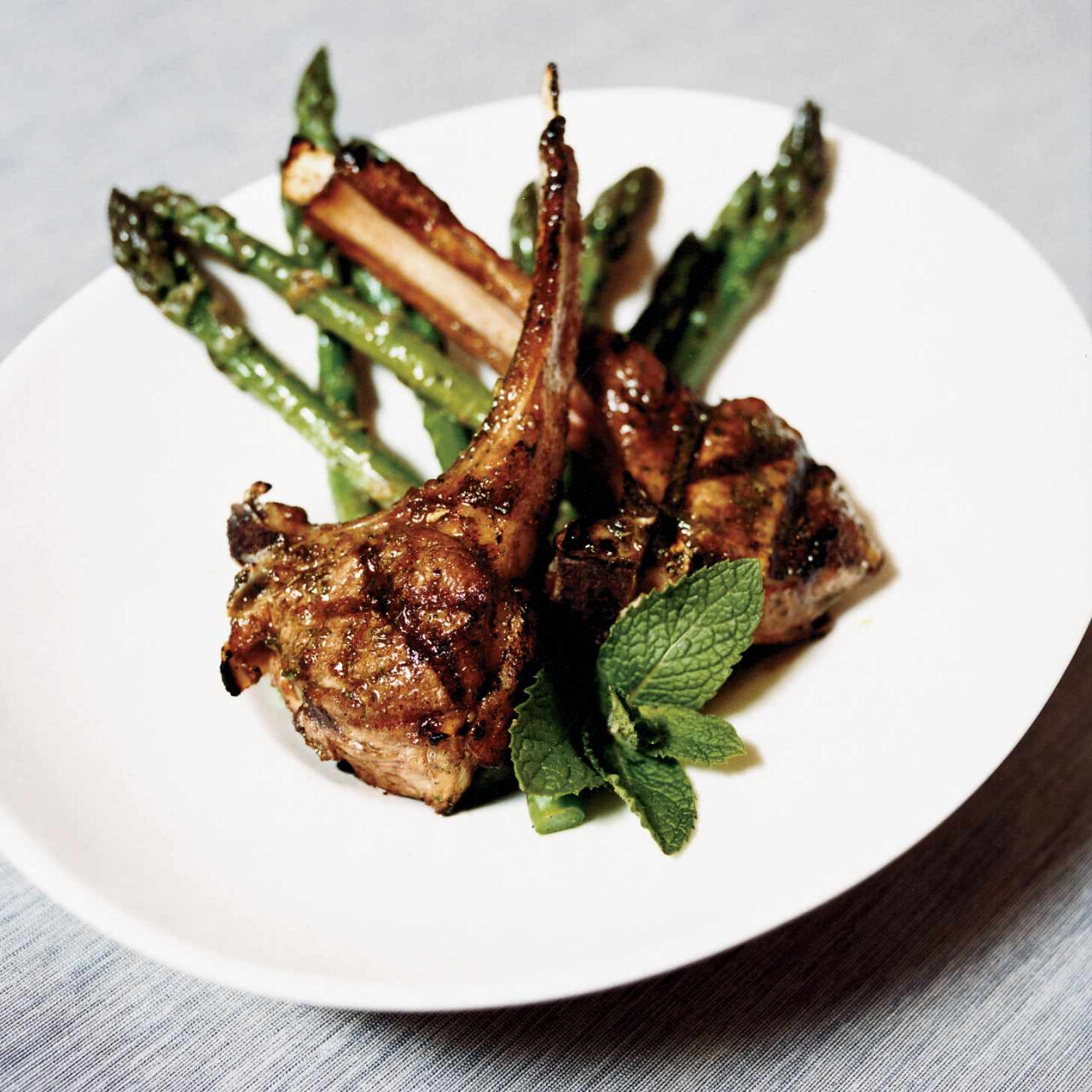 Warung Pizzeria & Steakhouse