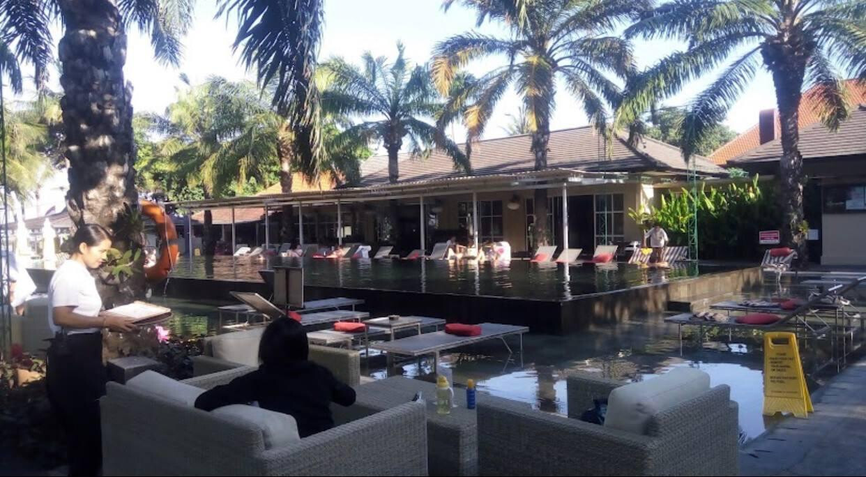 Byrd House Beach Club