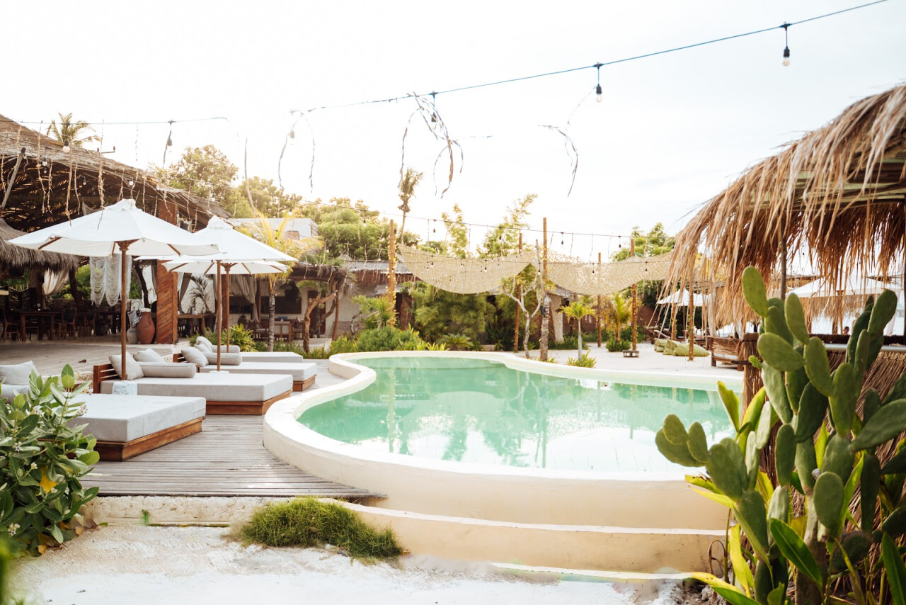 NOMÉ BEACH CLUB & Restaurant | Bar | Cafe | Nusa Penida
