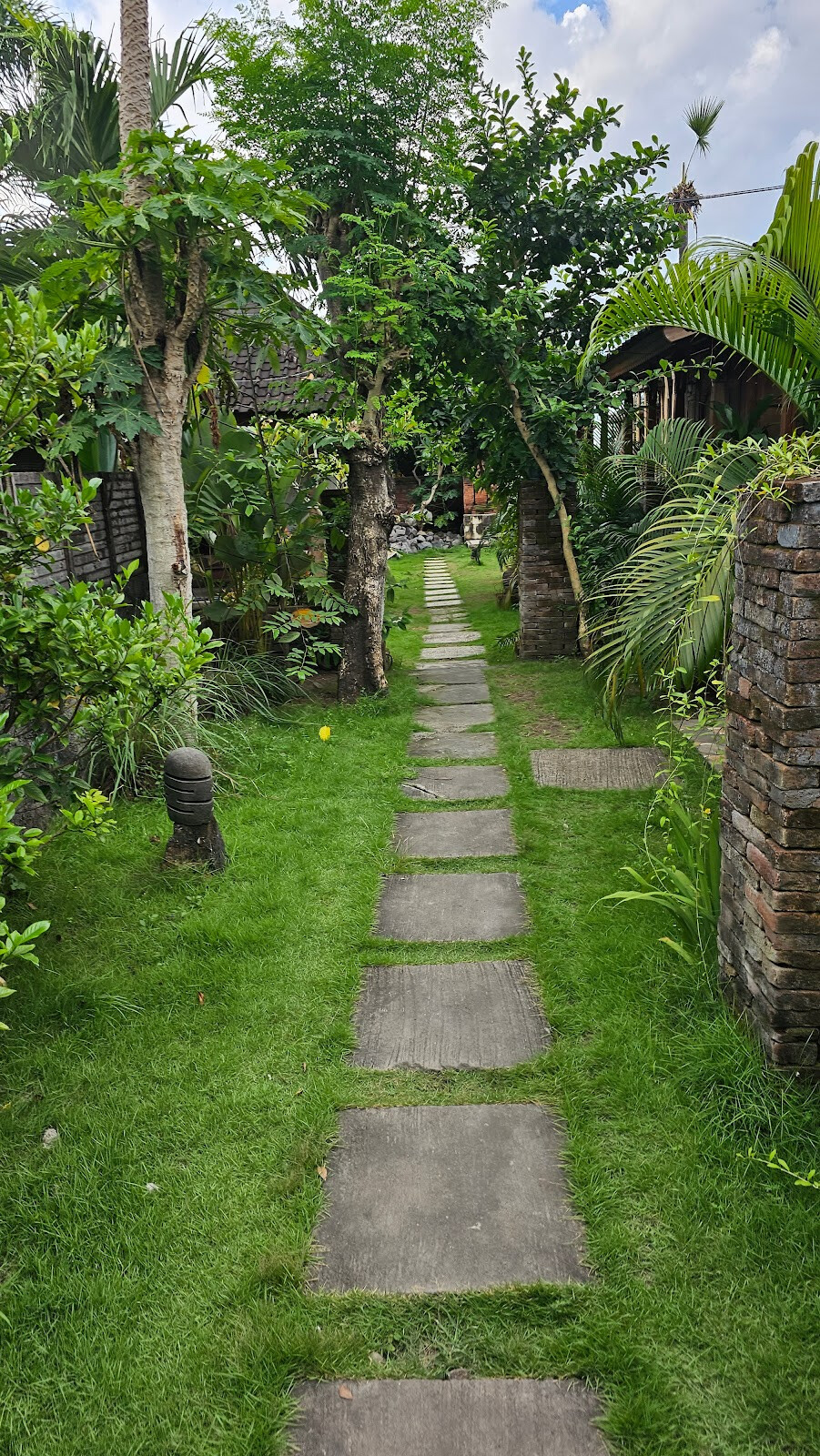 Swasty Dewi Salon & Spa