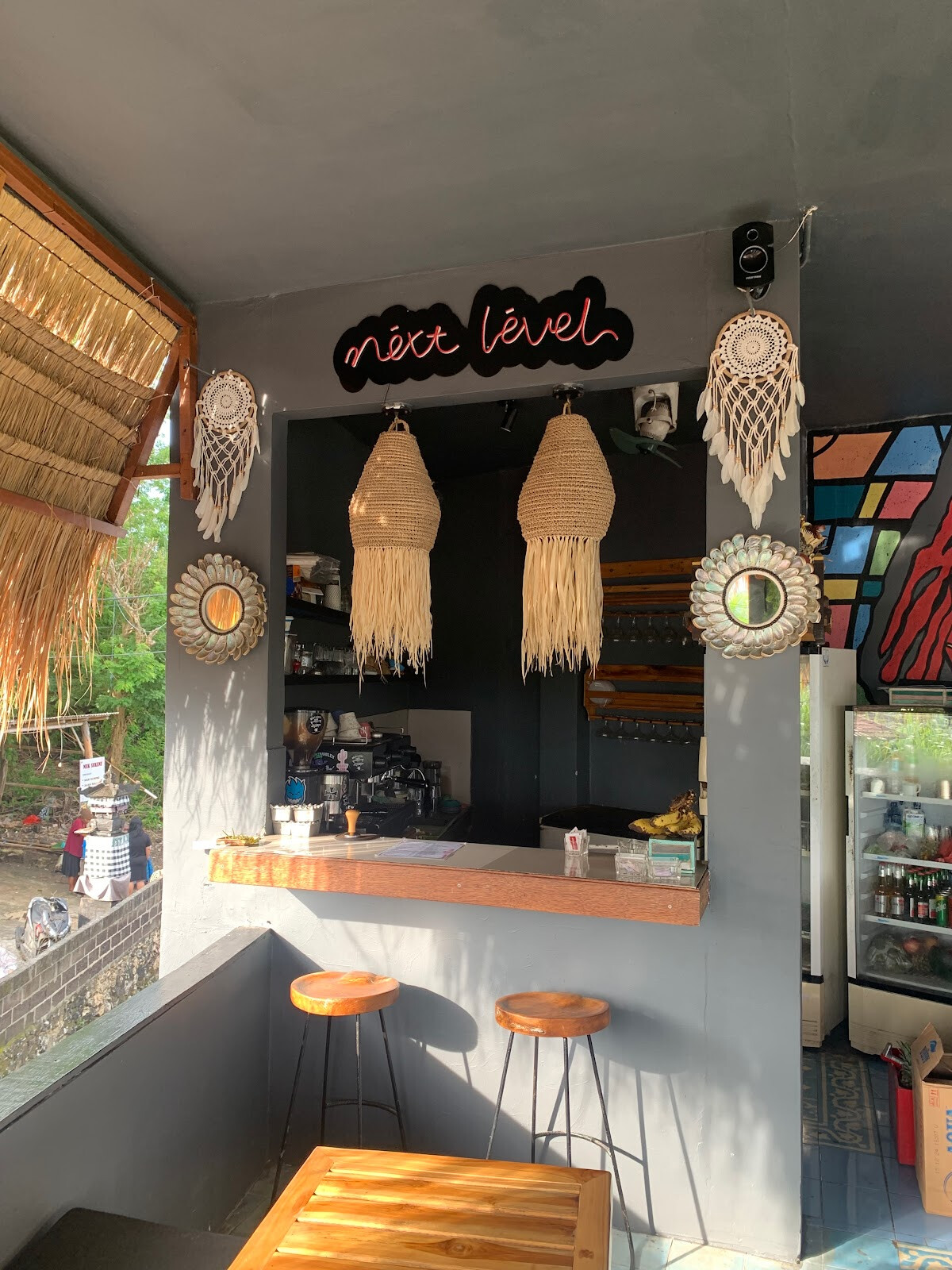 Next Level cafe ceningan