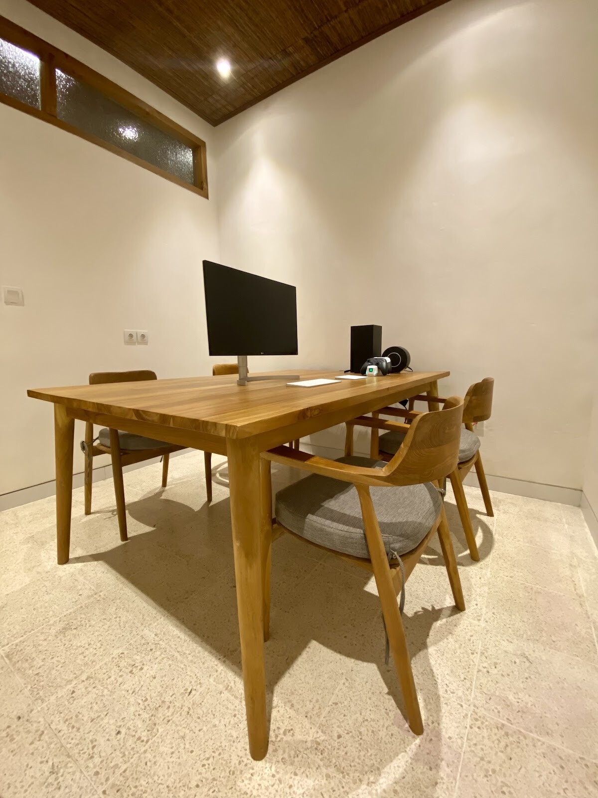 Ubud.Space Coworking and Coffee