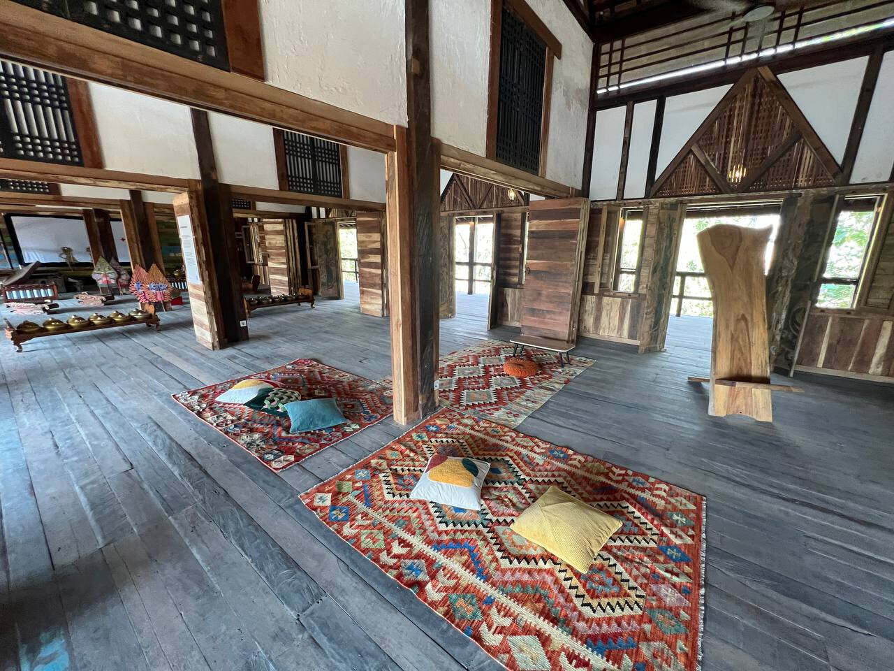 LONGHOUSE