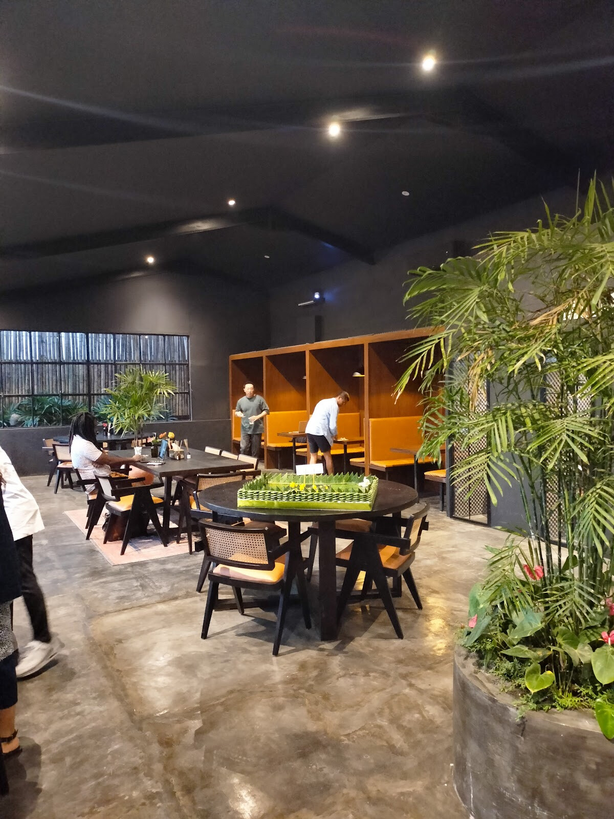 Monday Co-Working