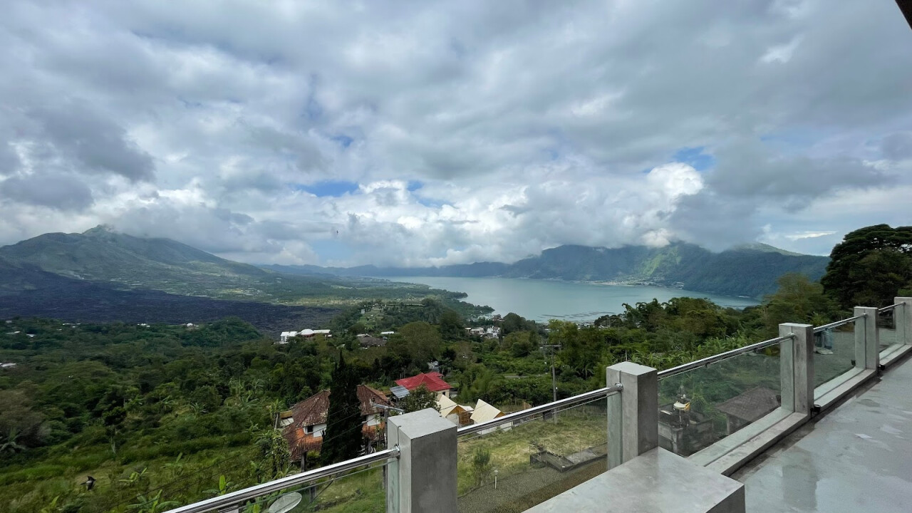 Mounthills Cafe & Villa Kintamani