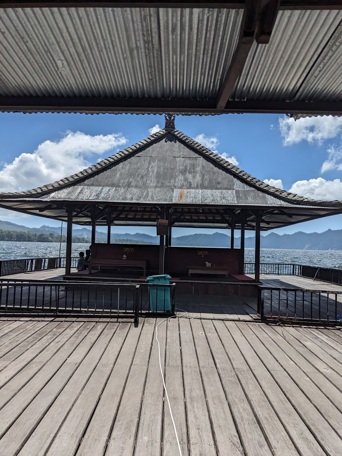 Floating Restaurant Kedisan