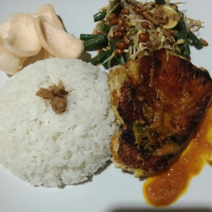 Two raksa cafe