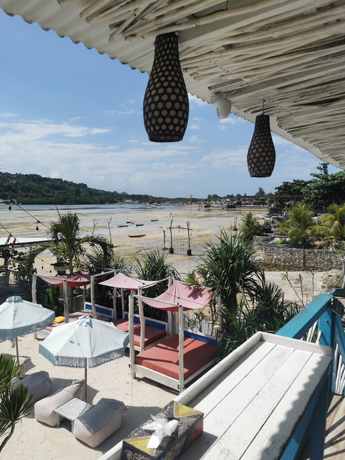 The Island Ceningan Beach Bar