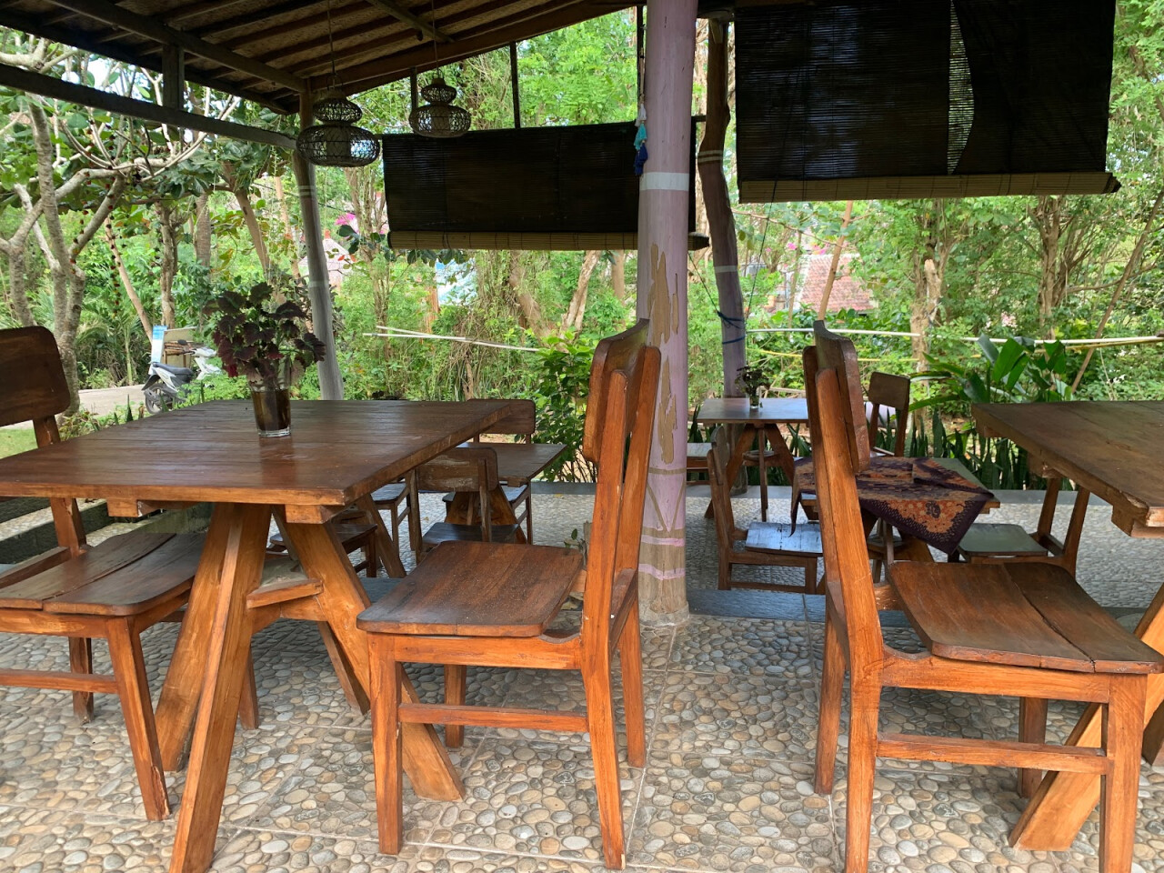 Blue lagoon resto