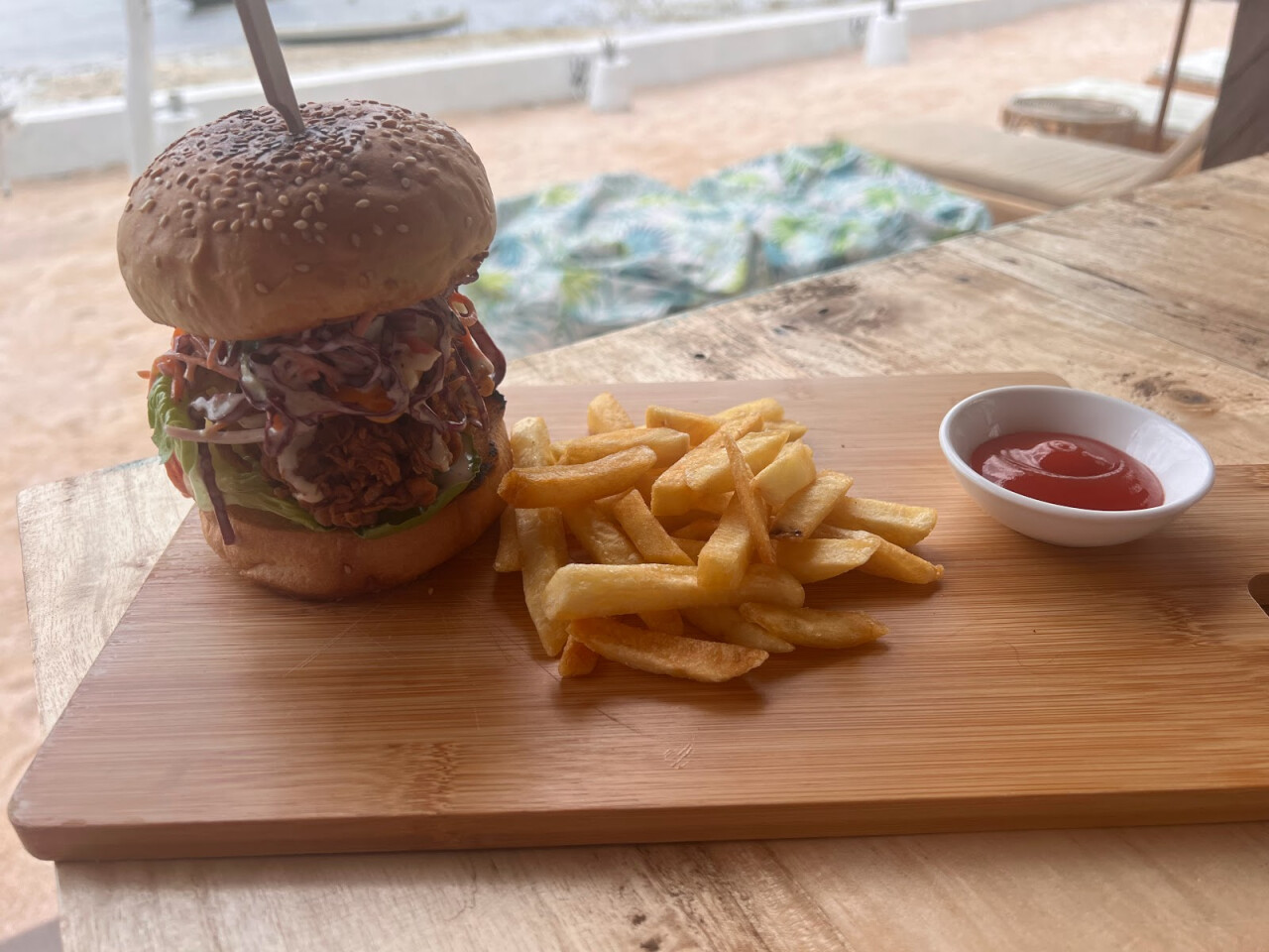 Mista Ceningan Beach Bar