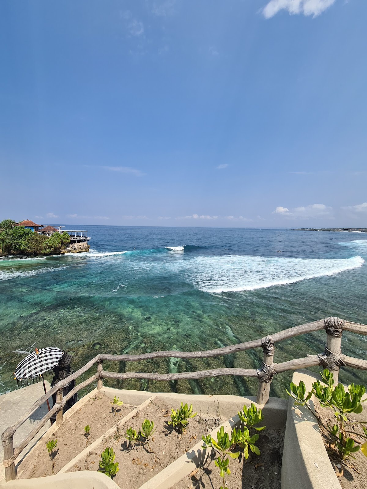Suku Beach Club