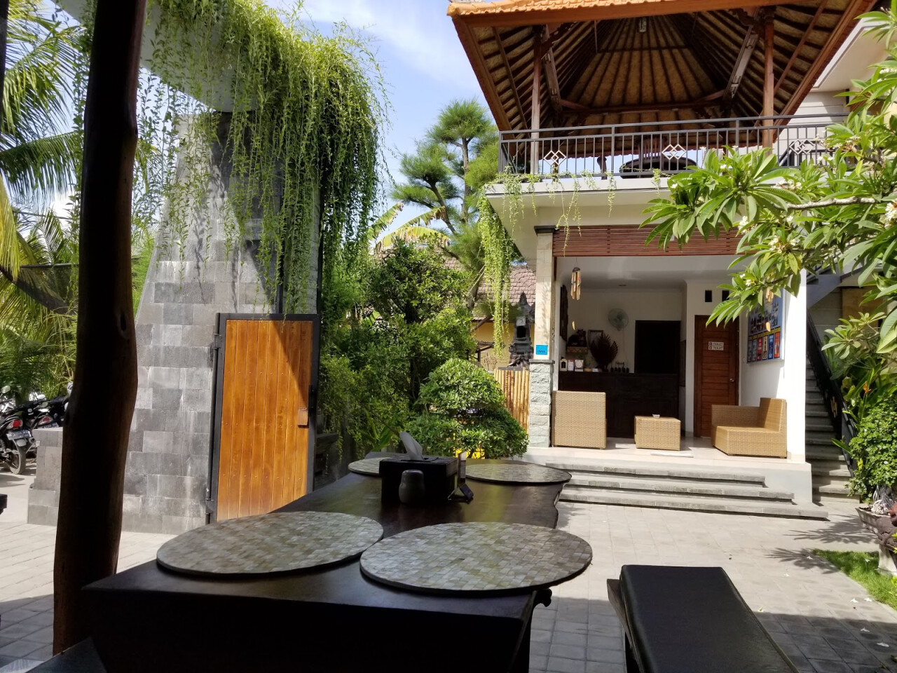 Santhi Restaurant Nusa Penida
