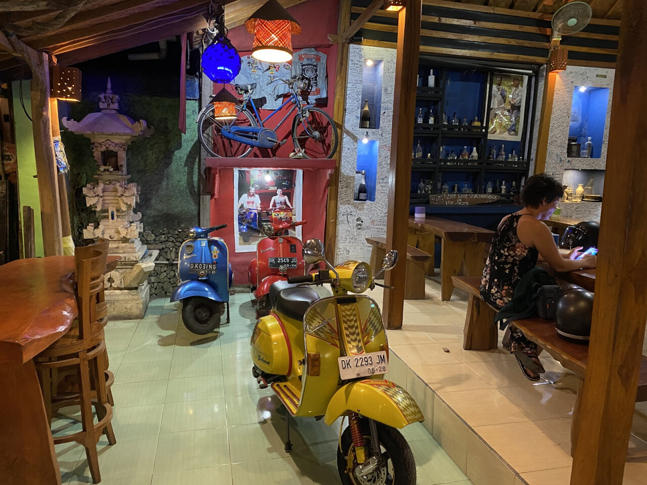 Warung J. Pudak
