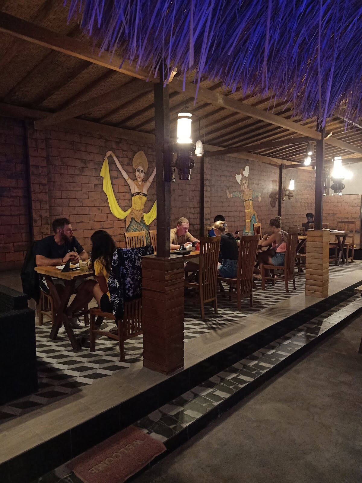 Warung Legong Nusa Penida